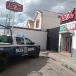 Sujeto asalta expendio de cerveza en el Barrio de la Presa
