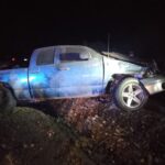 Sujeto amenazó con un arma a policía y en la huida terminó volcado