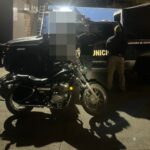 Detienen a sujeto por posesión de droga y aseguran motocicleta en Los Alcaldes