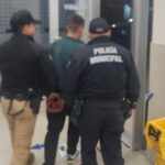 Detienen a sujeto drogado por allanamiento a negocio