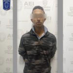 Detienen a tres hombres en pick up con artículos robados