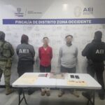 Detienen durante cateo a pareja con arma de fuego y drogas