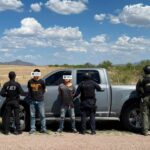 Asegura SSPE vehículo robado y detiene a dos presuntos delincuentes